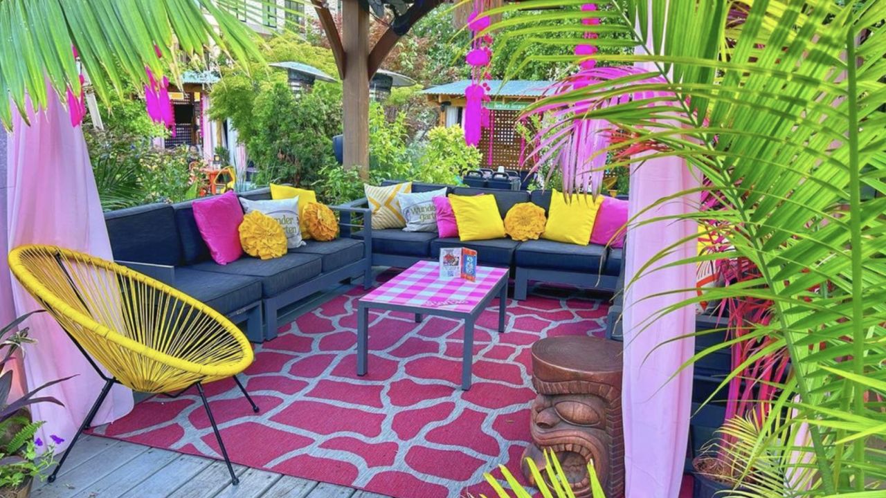 A Barbie-inspired cabana at Wunder Garten. 