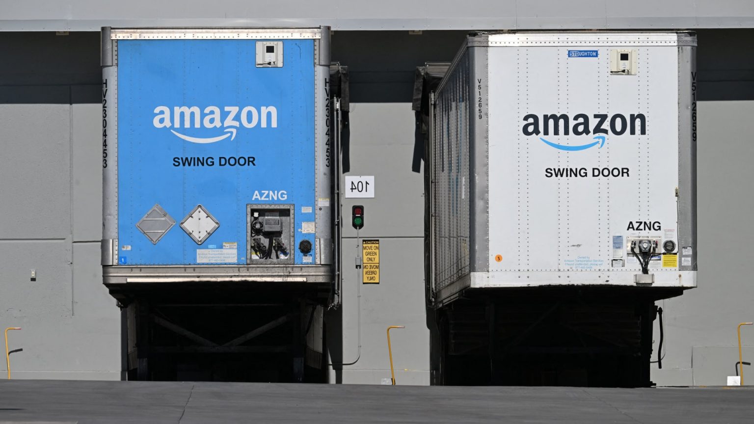 As mega cap tech stocks climb higher, we’re watching this ‘retail margin story’