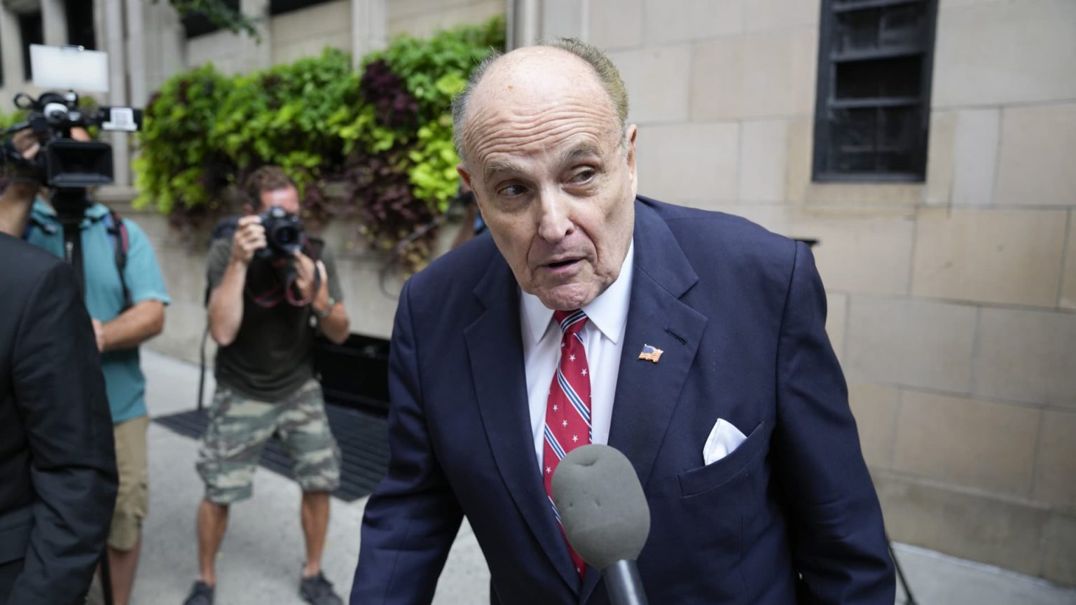 Trump campaign lawyer Rudy Giuliani lands in Atlanta to surrender in Georgia election case