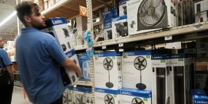 Americans’ credit-card debt just hit $1 trillion