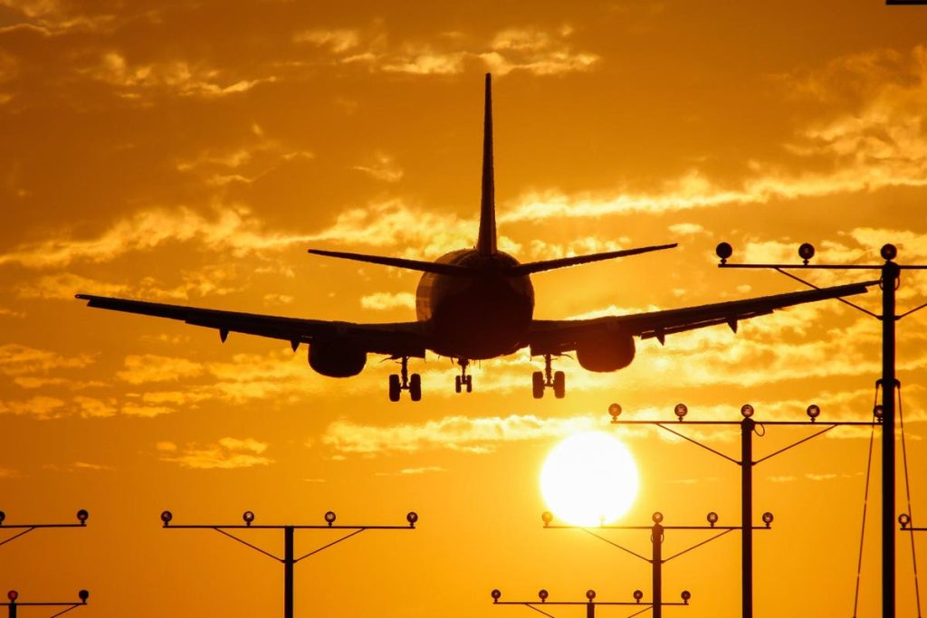 How The U.S. And EU Are Tackling Airline Emissions Differently