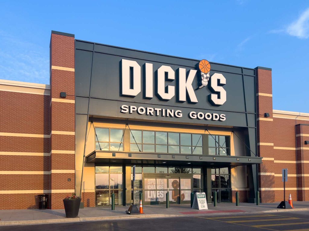 DICK’S Sporting Goods: Is It A Buy Following The Q2 Earnings Selloff? (NYSE:DKS)