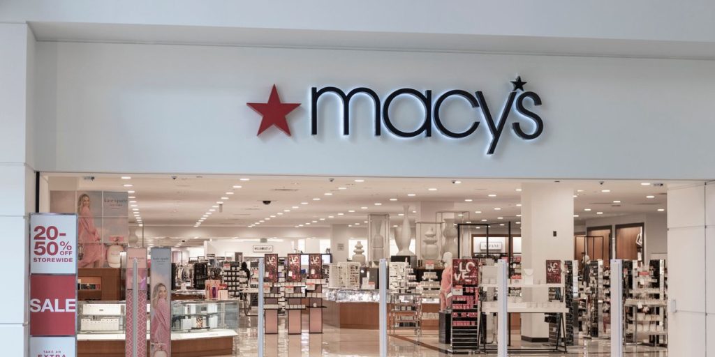 Macy’s flags acceleration in credit-card delinquencies