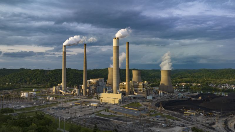 America’s richest 10% are responsible for 40% of its planet-heating pollution, new report finds