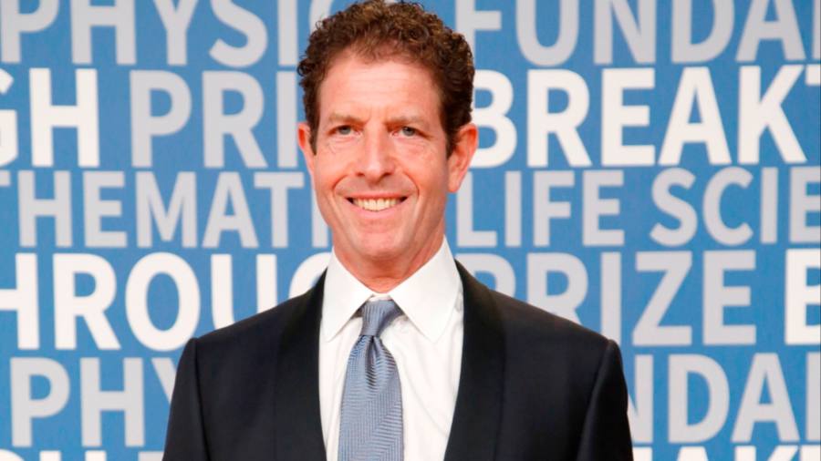 Dan Och/Sculptor: pragmatic traders decline to second his emotions