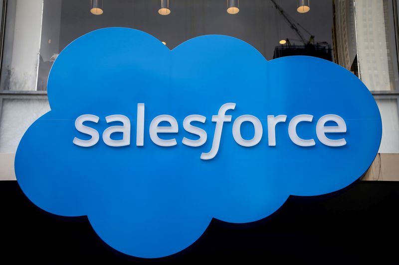 Salesforce Inc earnings beat by $0.22, revenue topped estimates