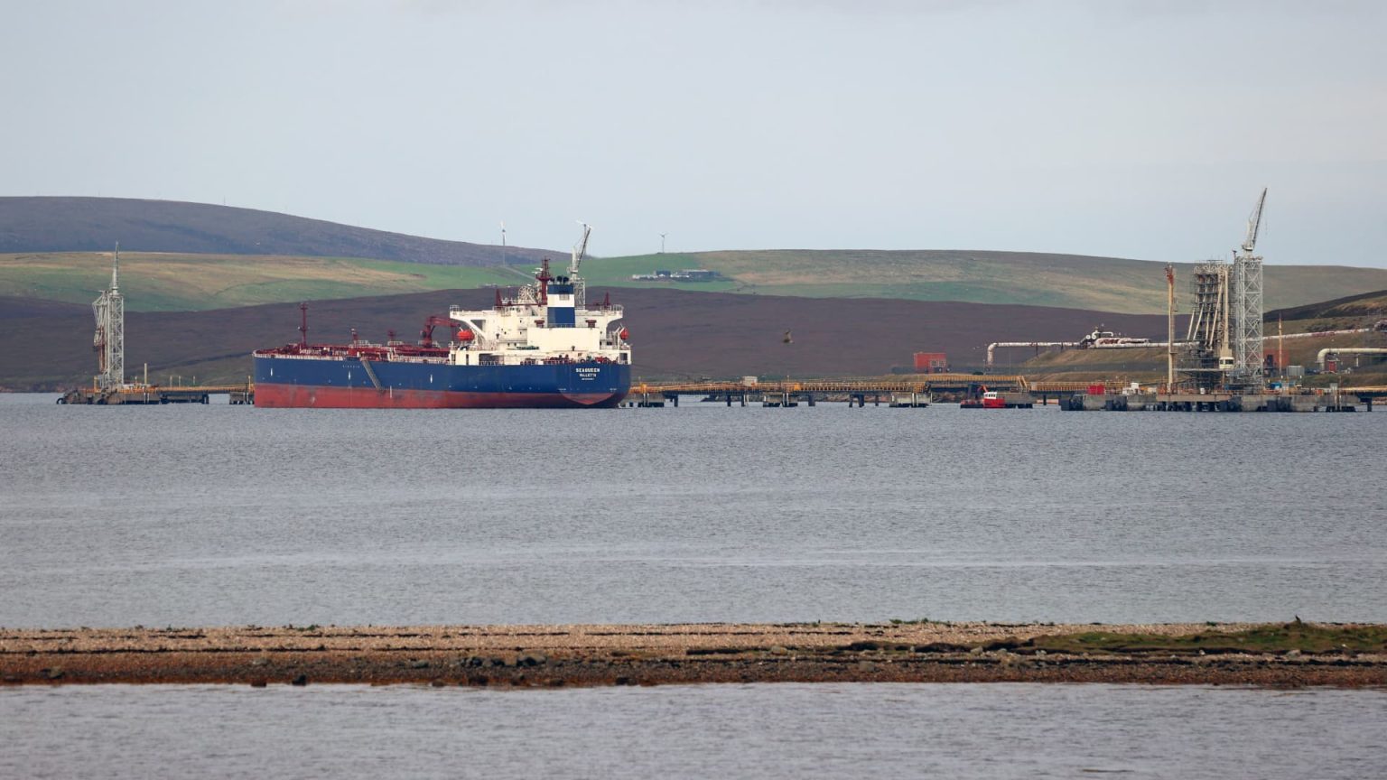Largest untapped UK oil field approved for development amid environmental backlash