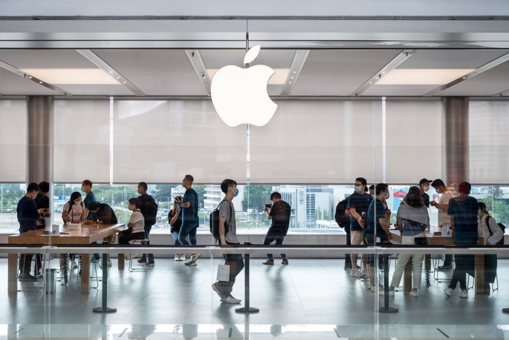 Tech And Cannabis Companies Are Worth Watching Amidst AI Boom