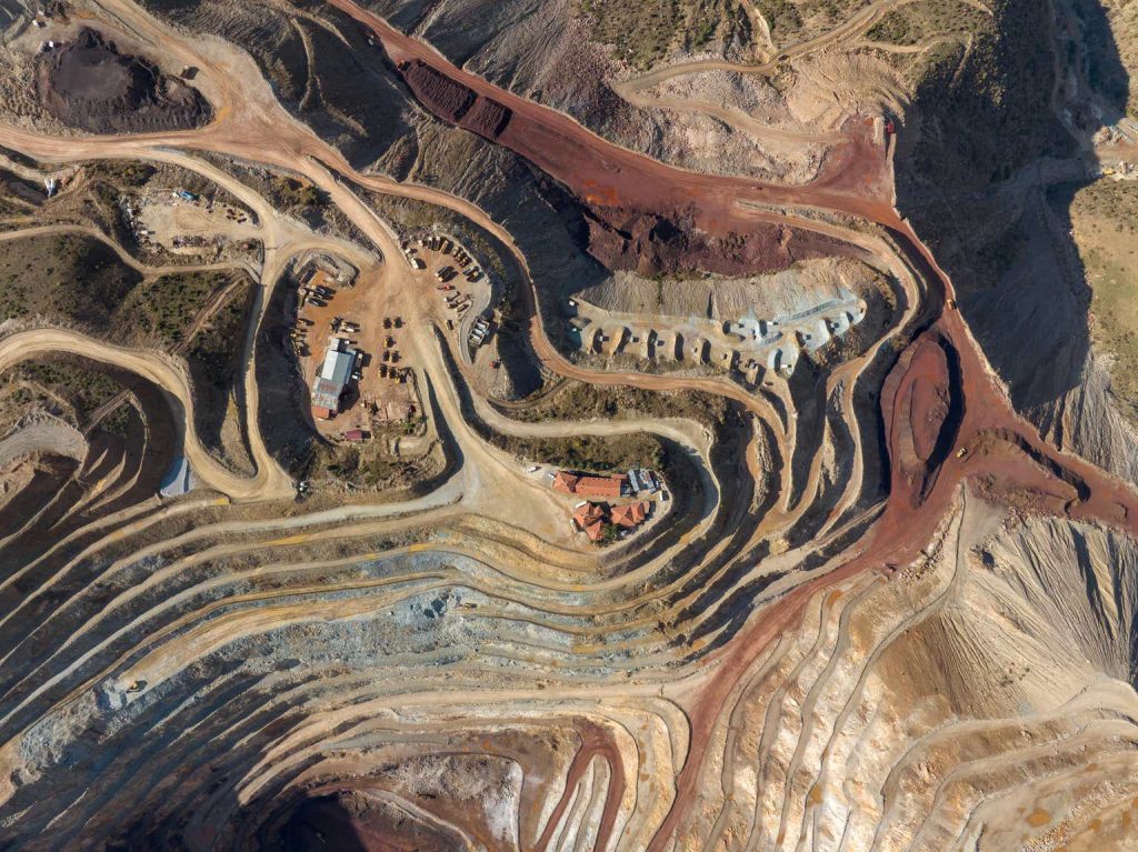 Labrador Iron Ore Royalty Offers 8.6% Yield And Multiyear Growth Potential (OTCPK:LIFZF)