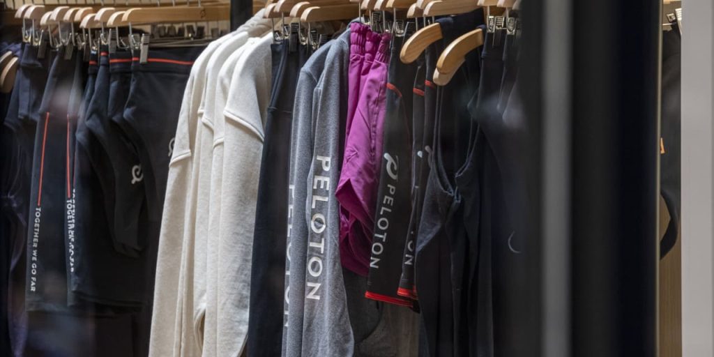 Peloton Stock Surges on Lululemon Deal. It’s Losing a Rival.