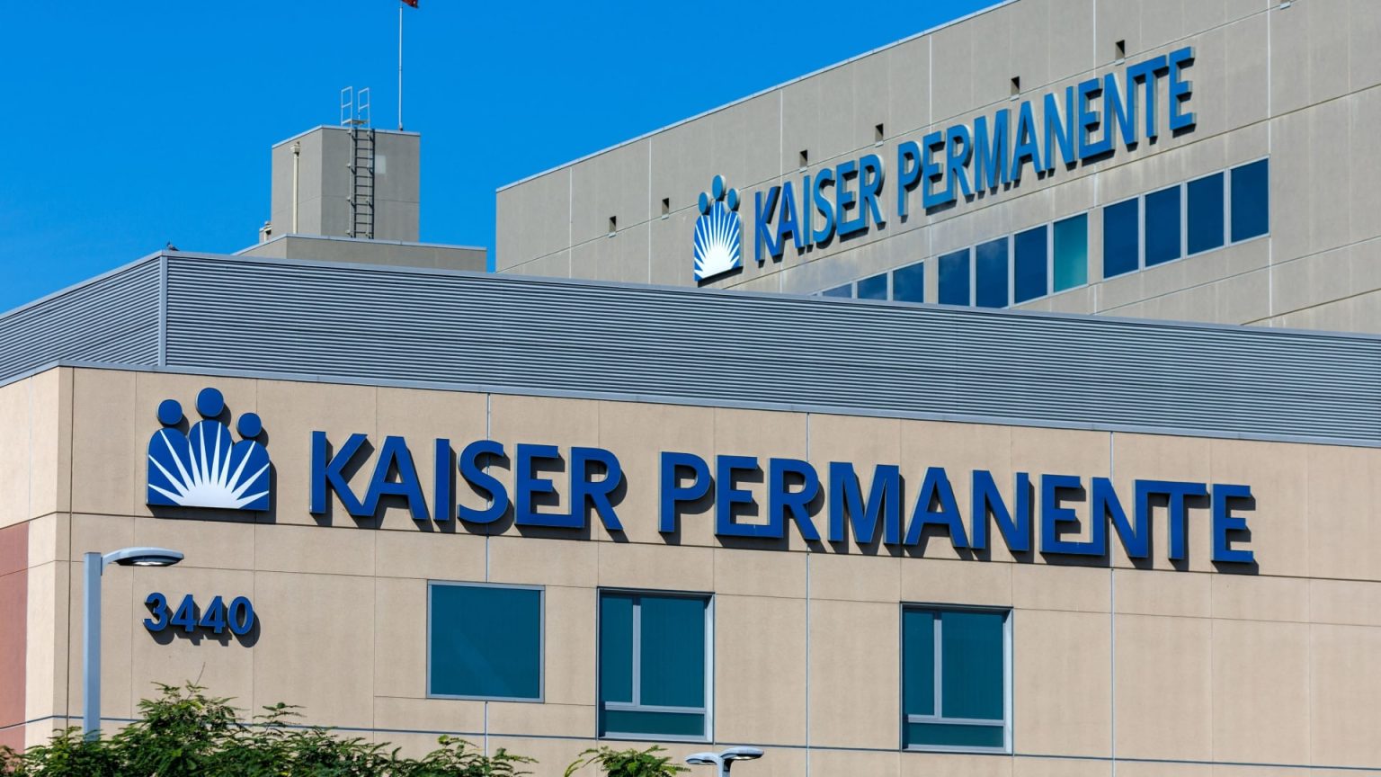 More than 75,000 workers to strike at hundreds of Kaiser Permanente health facilities across U.S.