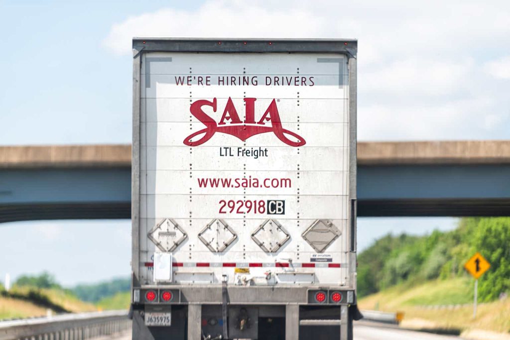 Saia Thriving In A Tough Market, But Valuation Is Steep (NASDAQ:SAIA)