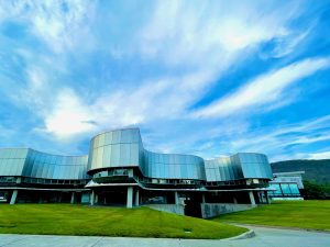Corning: Supportive Megatrends Coupled With A Recovery Story (NYSE:GLW)