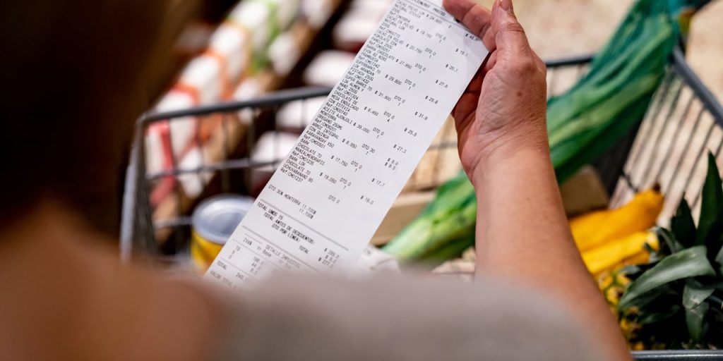 Beige Book sees ‘slightly weaker’ U.S. economy — and easing inflation