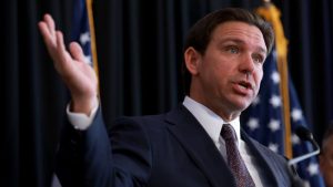 DeSantis calls for institutionalizing more people instead of nationalizing Florida’s red flag law in wake of Maine shooting