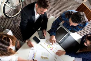 Invesco Stock: Active AUM Outflows Remains A Concern (NYSE:IVZ)