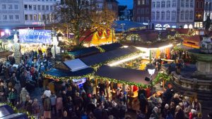 Euro zone inflation sinks to 2.4%, below expectations