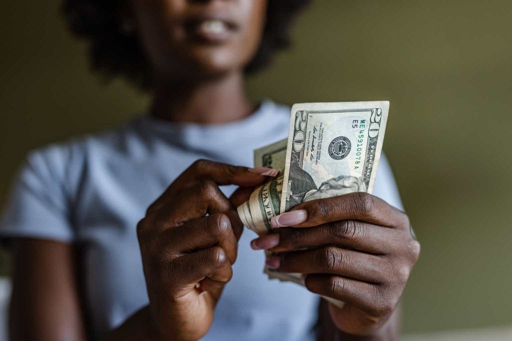 Buy MGIC: Ramping Up The Cash To Investors (NYSE:MTG)