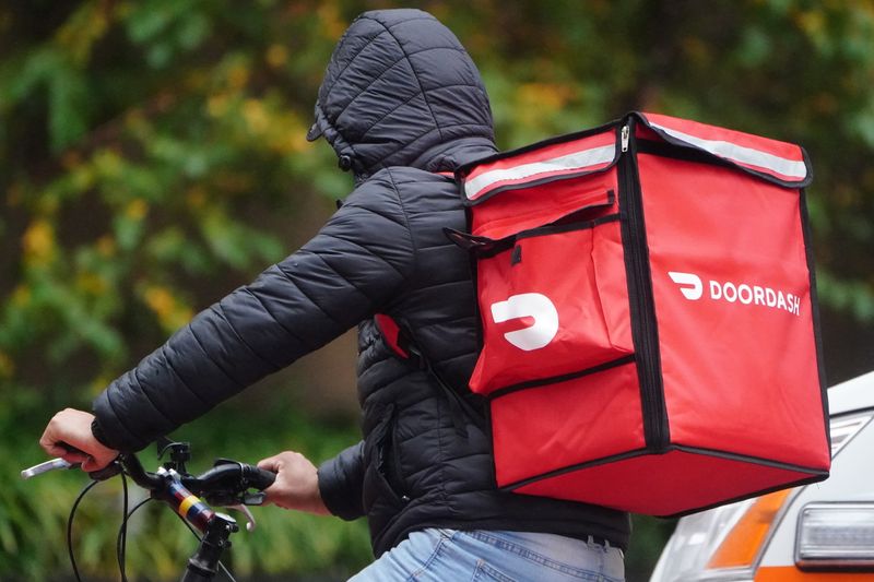 DoorDash warns no-tip orders might take longer – WSJ