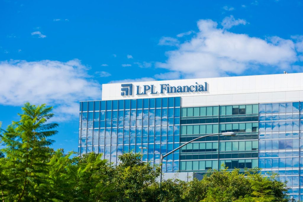 LPL Financial Stock: 4 Reasons Why The Stock Is A Buy (NASDAQ:LPLA)