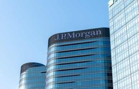 JPMorgan Stock: Leveraging Unparalleled Strength To Build Future Growth (NYSE:JPM)