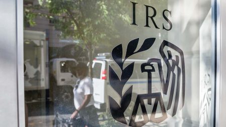 Average tax refund up nearly 11% from a year ago, IRS data shows
