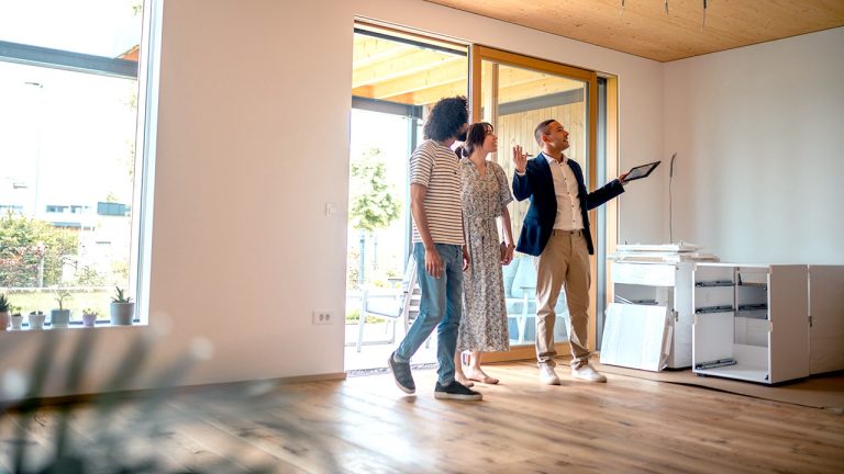 Mortgage rates jump as inflation fears, Iran war weigh